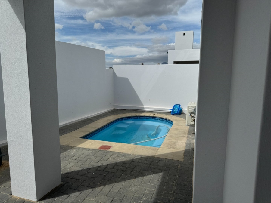 3 Bedroom Property for Sale in Wellington Central Western Cape